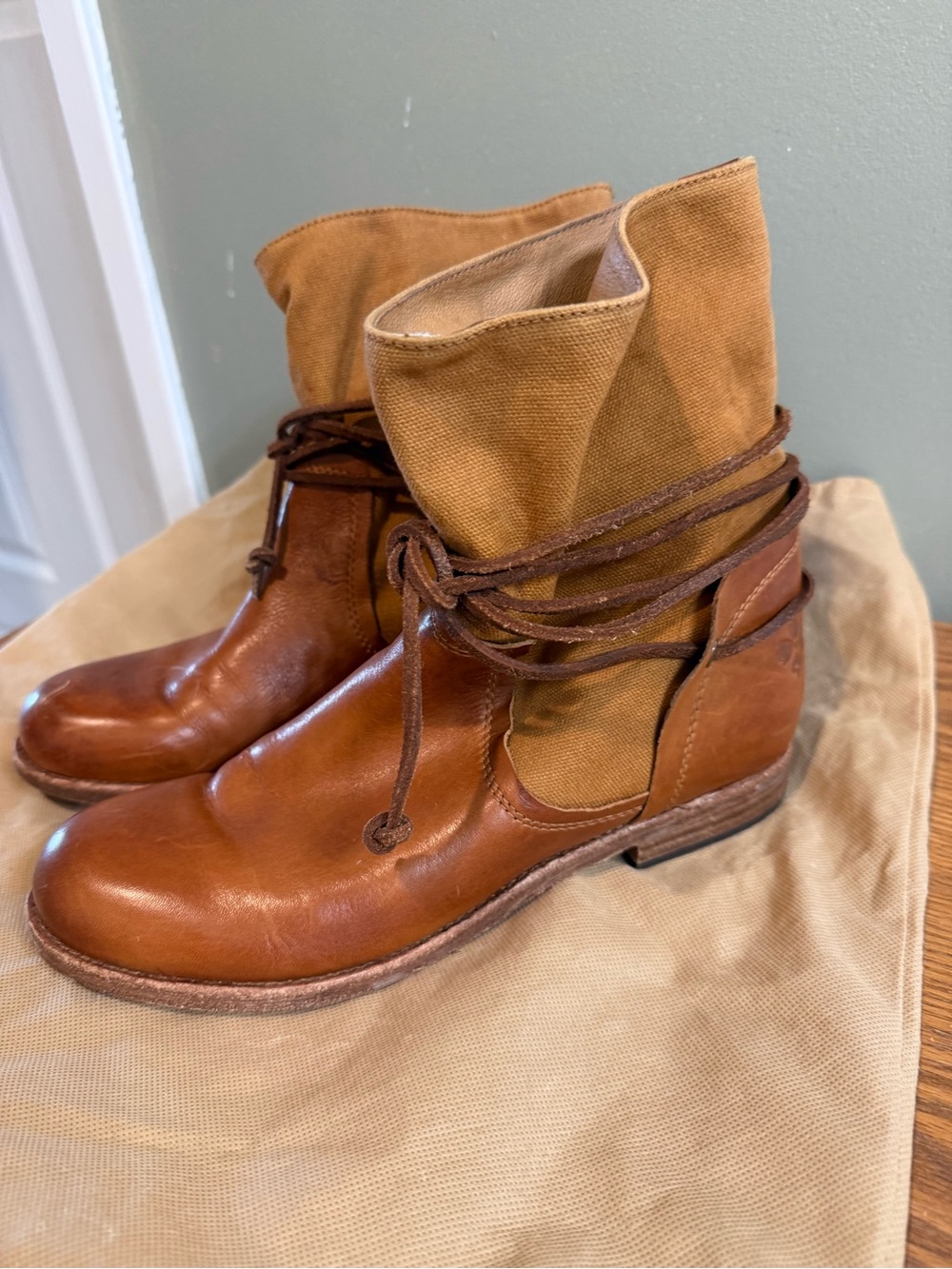 Patricia Nash Sabbia Brown Leather Canvas Womens Boots Size 8.5 w Bag
